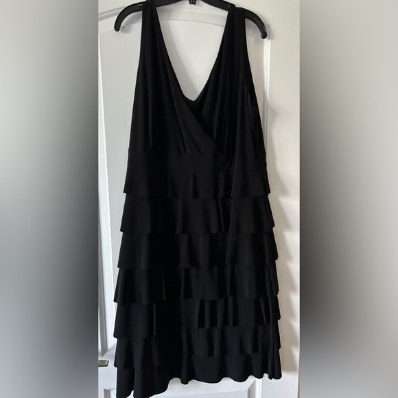 Frank Lyman Ruffle Dress - Size 16 - Picture 1 of 4